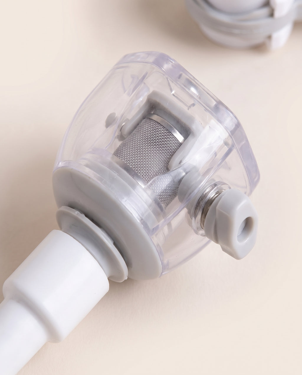 Extension de robinet pivotante 360° avec filtre pulvérisateur et double mode de jet, taille S ou L - macro detail