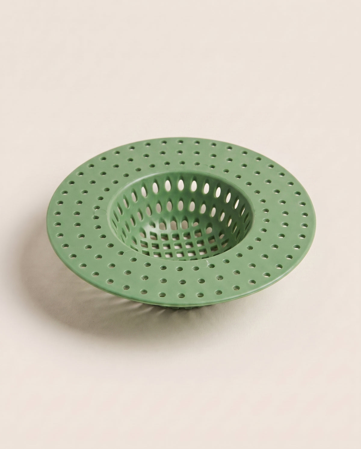 Filtre en plastique pour évacuation d’évier - variant