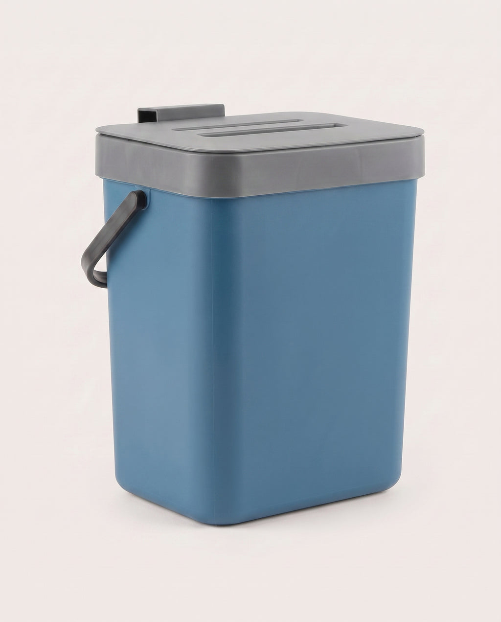 Poubelle compacte à couvercle, 3 ou 5 L - variant